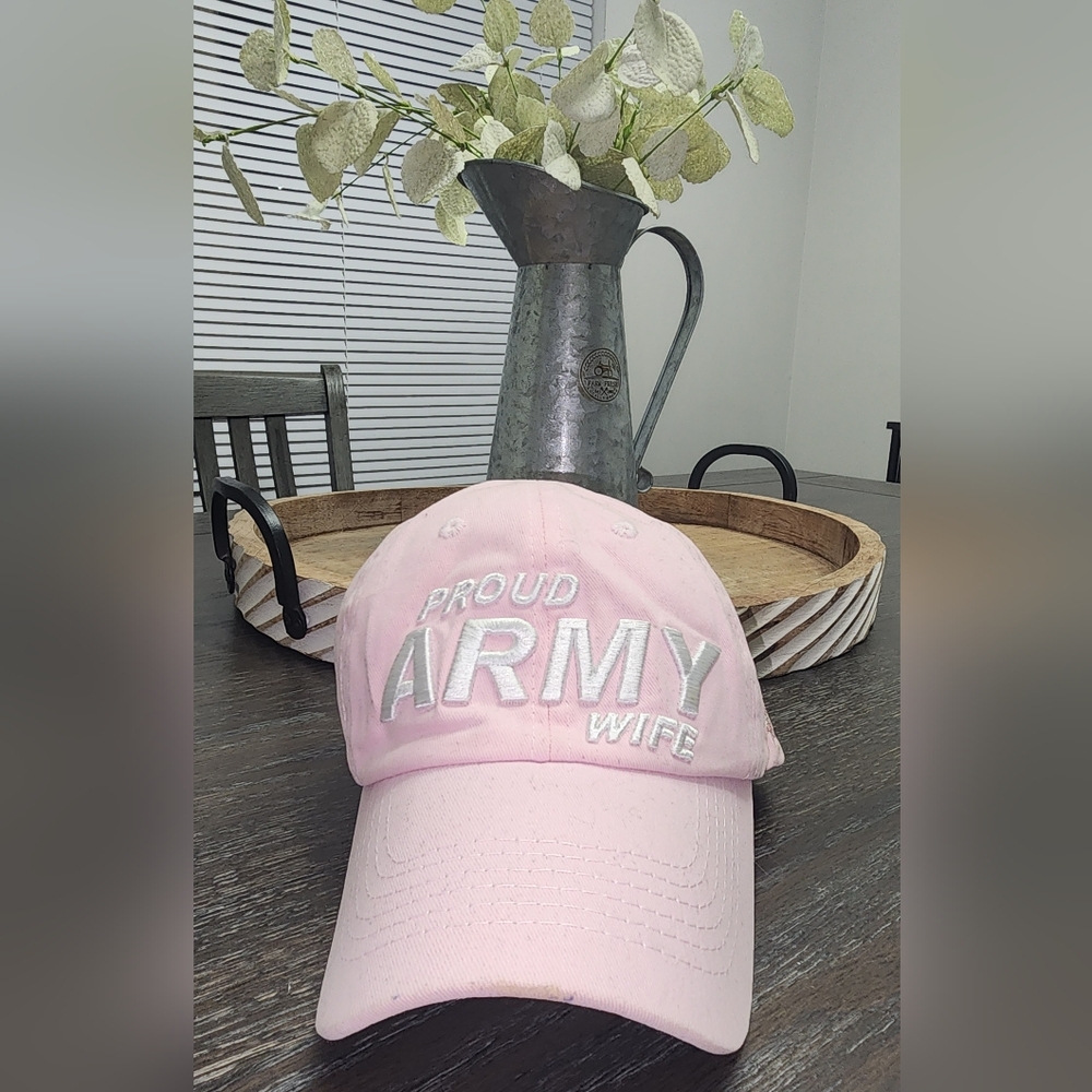 NWOT Eagle Crest Pink Cotton "Proud Army Wife"' Cap OSFM